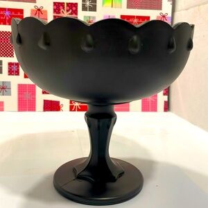 Vintage Indiana Mattle Glass Teardrop Pedestal Compote Black Scalloped Edge Bowl